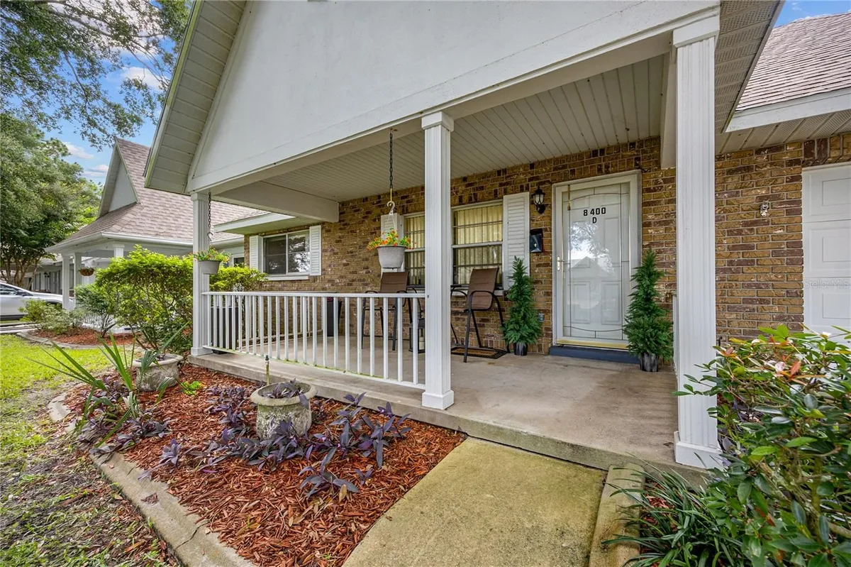 Property Slideshow image 1 of 23 | 8400 sw 90th st d, Ocala, FL, 34481
