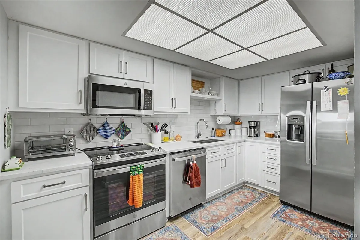 Property Slideshow image 1 of 28 | 14001 e marina dr 603, Aurora, CO, 80014