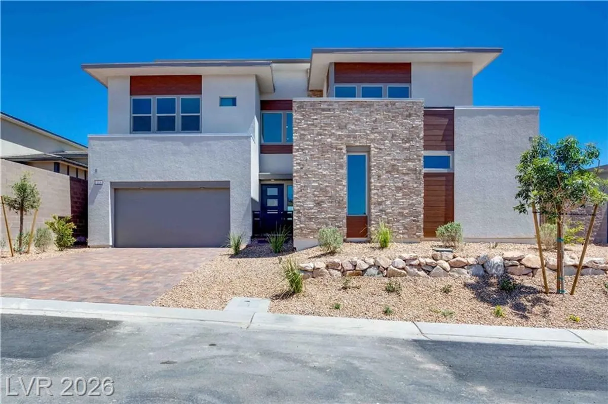 Property Slideshow image 1 of 37 | 215 sailing sunset way, Henderson, NV, 89011