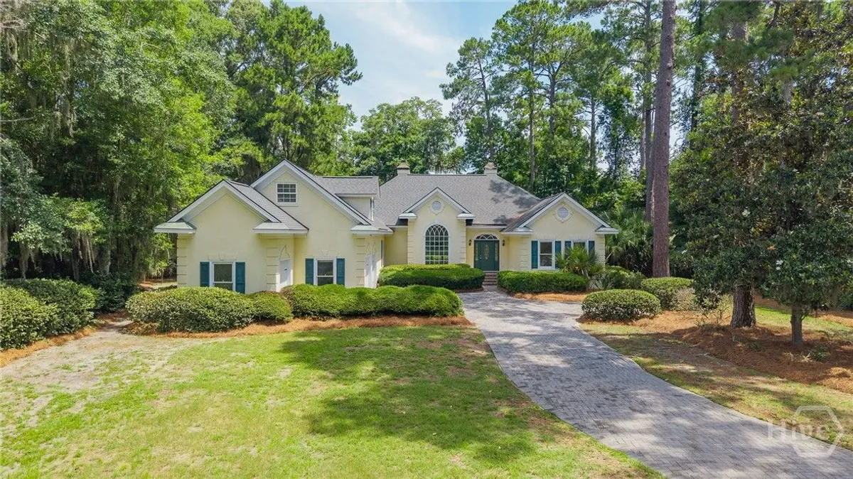 Property Slideshow image 1 of 36 | 4 deer creek ln, Savannah, GA, 31411