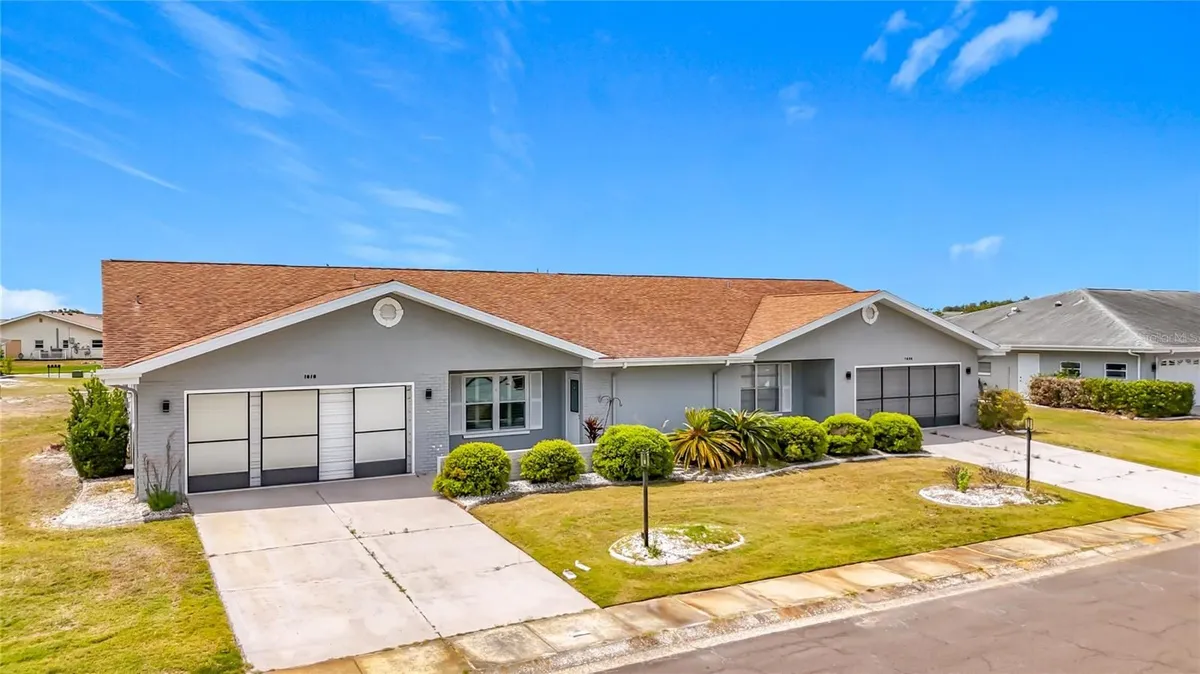 Property Slideshow image 1 of 37 | 1618 bentwood dr, Sun City Center, FL, 33573