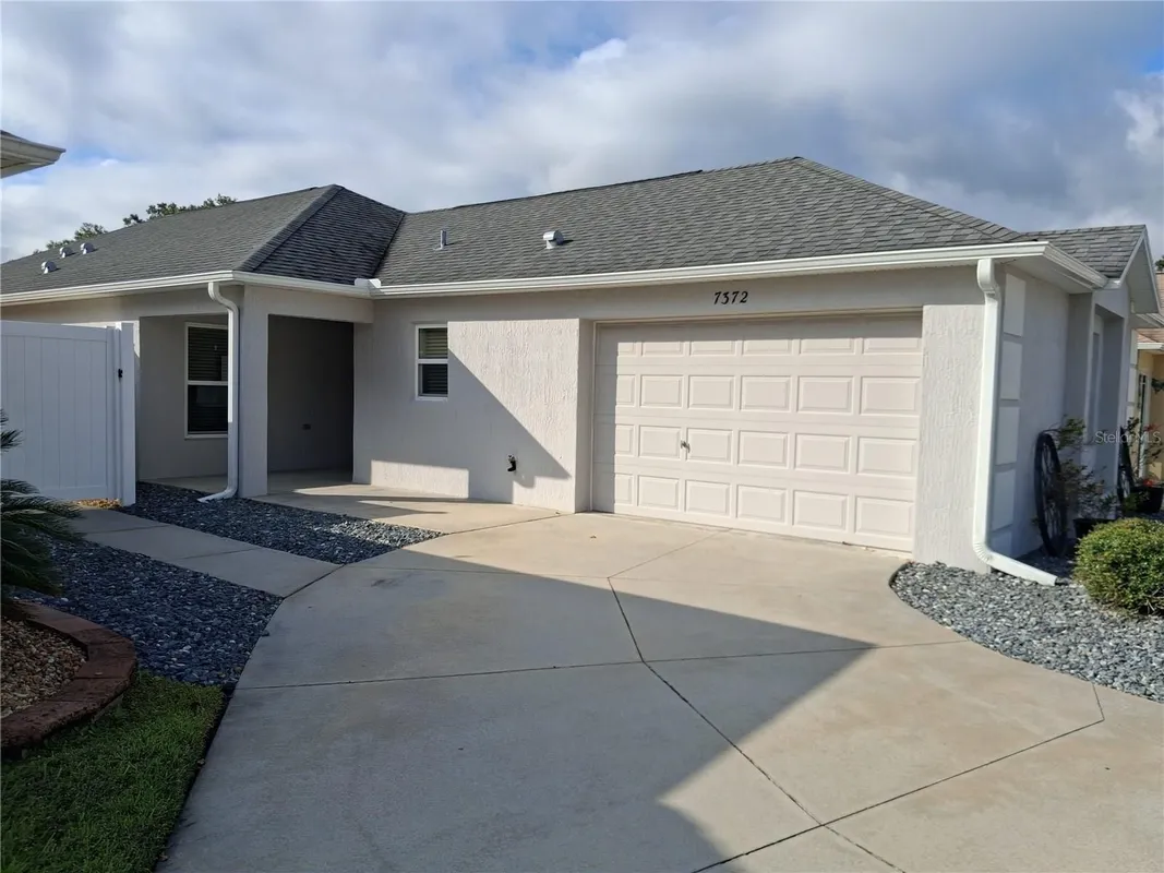 Property Slideshow image 1 of 40 | 7372 se 168th mitzi st, The Villages, FL, 32162