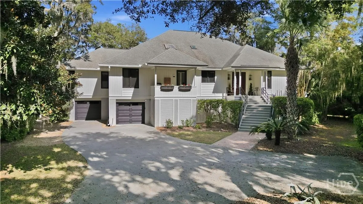 Property Slideshow image 1 of 70 | 14 priory rd, Savannah, GA, 31411