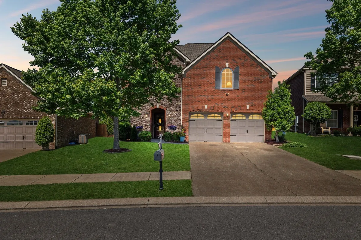 Property Slideshow image 1 of 54 | 2521 serenity way, Lebanon, TN, 37090