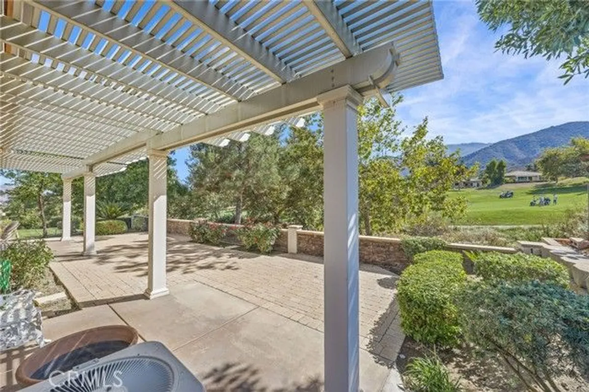 Property Slideshow image 1 of 61 | 9299 robinson ln, Corona, CA, 92883
