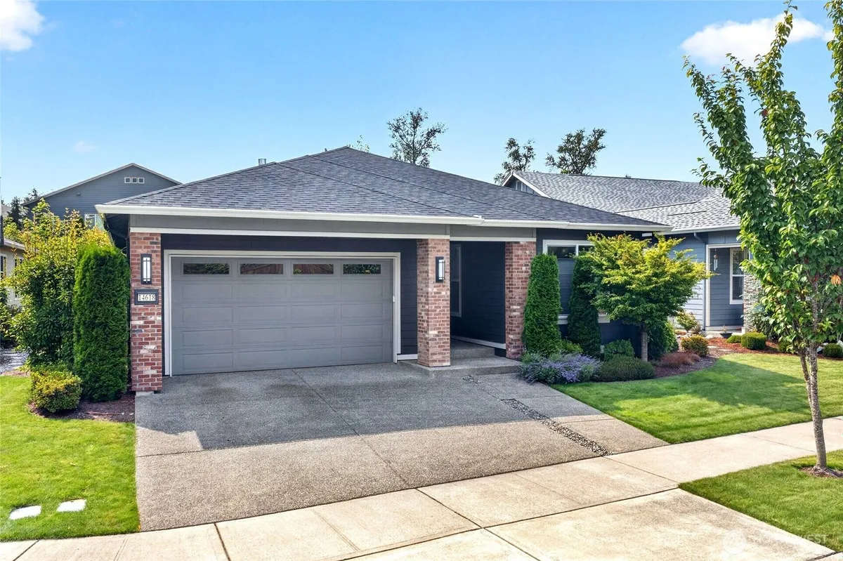 Property Slideshow image 1 of 40 | 14618 185th ave, Bonney Lake, WA, 98391