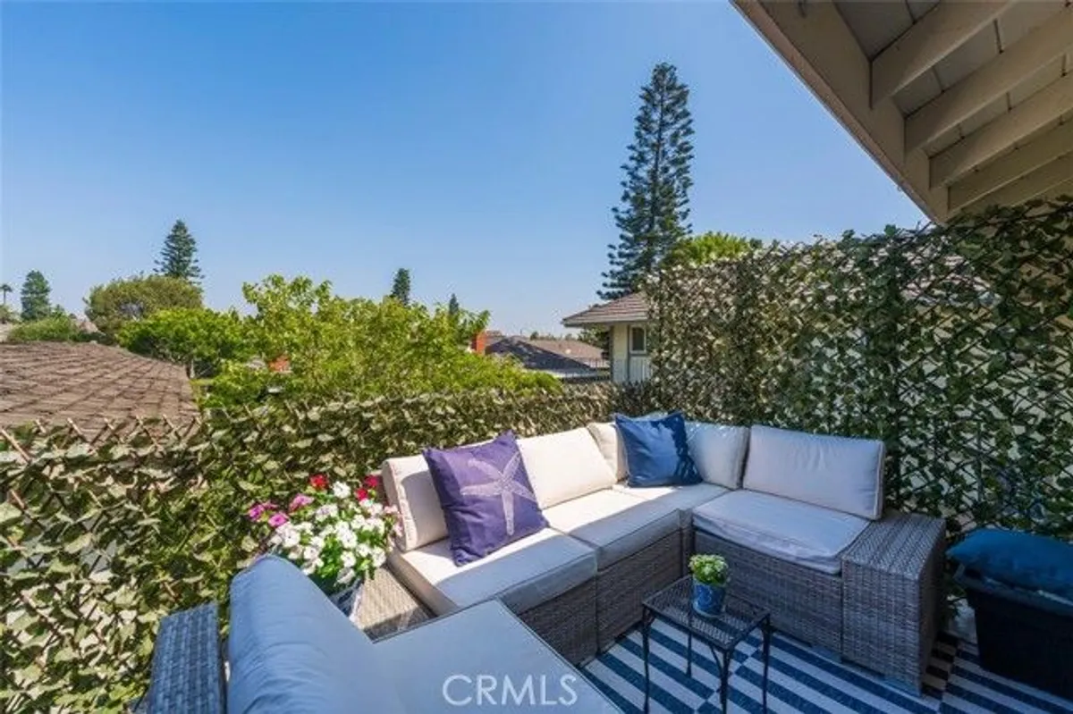 Property Slideshow image 1 of 38 | 23009 nadine cir b, Torrance, CA, 90505