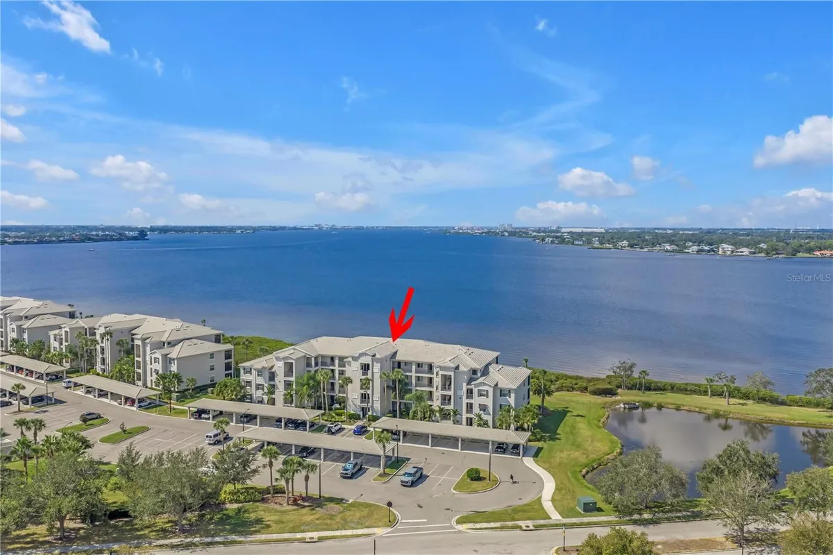 Property Slideshow image 1 of 59 | 1030 tidewater shores loop 406, Bradenton, FL, 34208