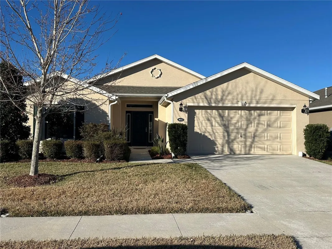 Property Slideshow image 1 of 12 | 4622 shenandoah river trl, Leesburg, FL, 34748