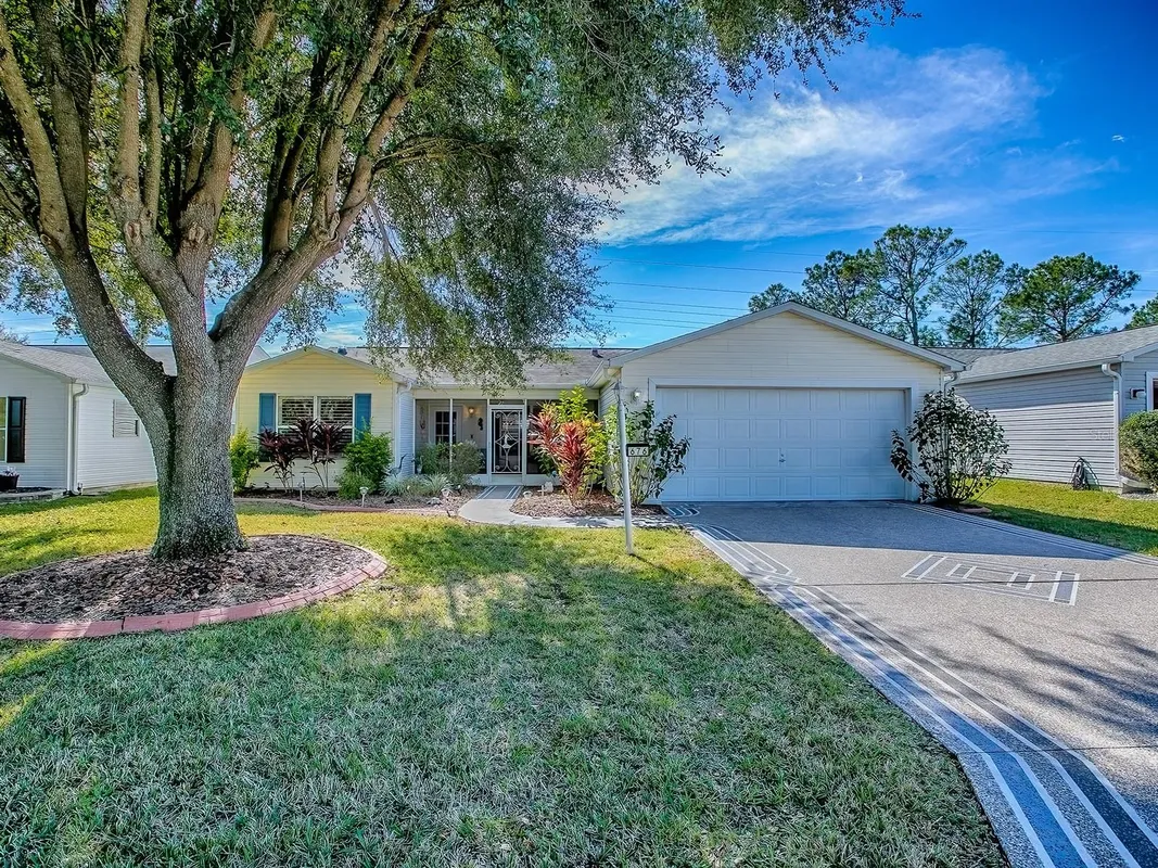 Property Slideshow image 1 of 43 | 676 camino del rey dr, The Villages, FL, 32159