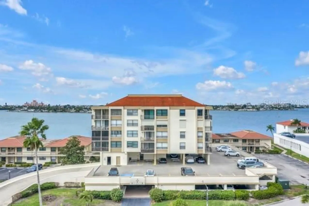 Property Slideshow image 1 of 59 | 6279 sun blvd 304, St Petersburg, FL, 33715