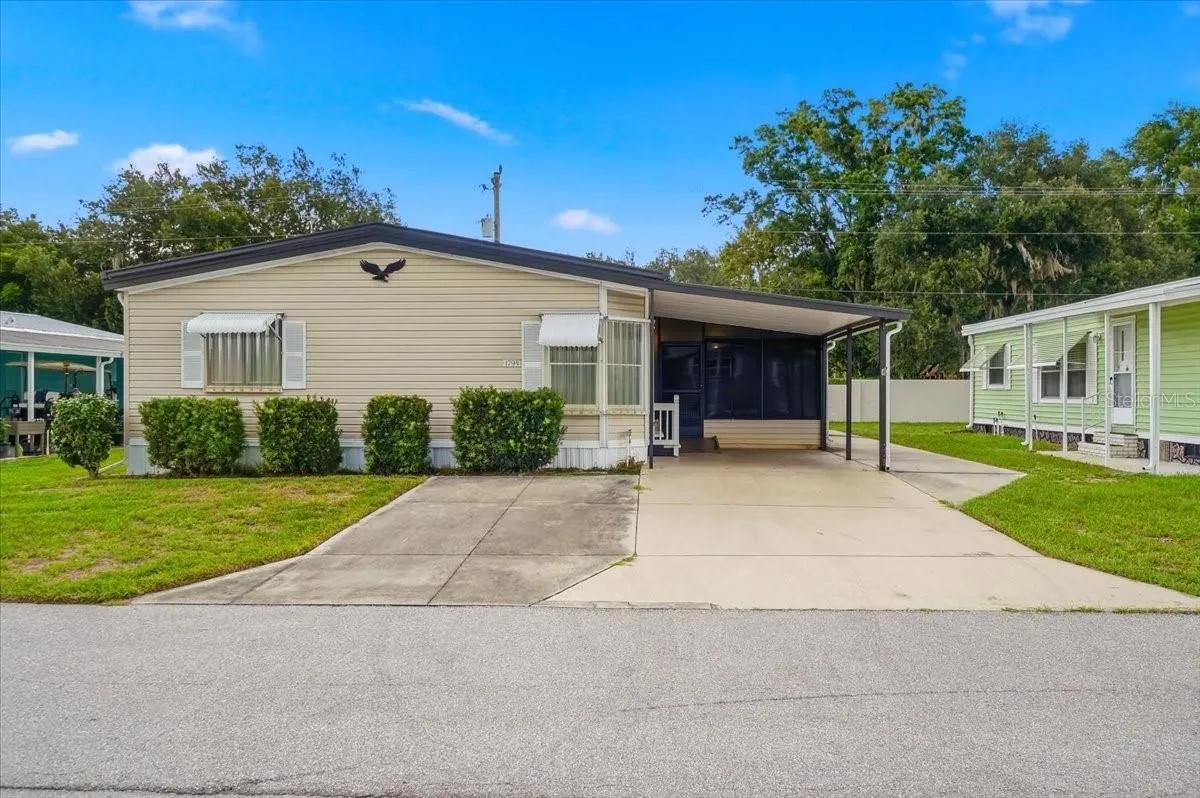 Property Slideshow image 1 of 55 | 1794 fox hill dr, Lakeland, FL, 33810