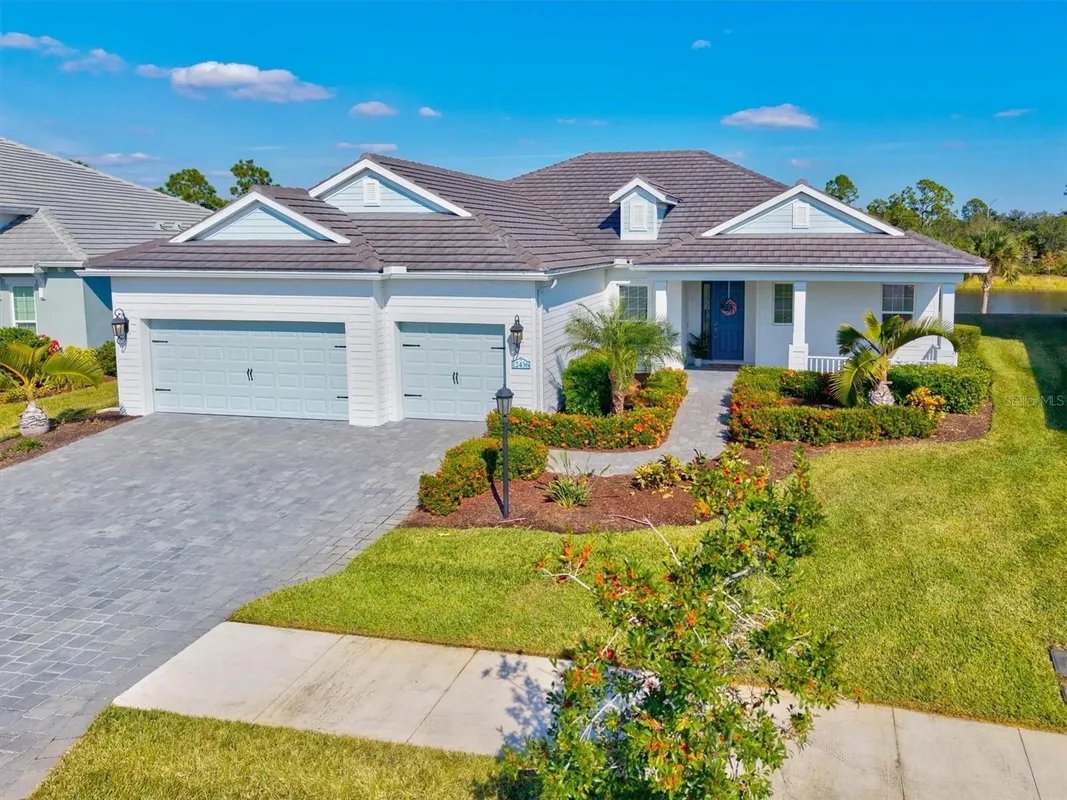 Property Slideshow image 1 of 86 | 12436 destin loop, Venice, FL, 34293