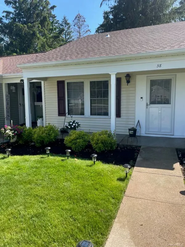 Property Slideshow image 1 of 2 | 58 hearthside dr, Brookhaven, NY, 11766