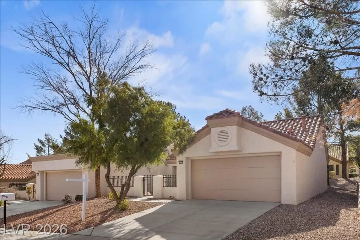 Property Slideshow image 1 of 49 | 9521 gold bank dr, Las Vegas, NV, 89134