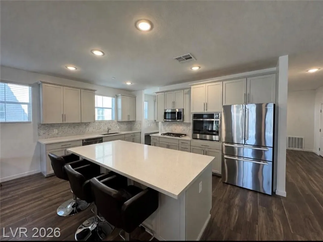Property Slideshow image 1 of 52 | 2555 hampton rd 4205, Henderson, NV, 89052