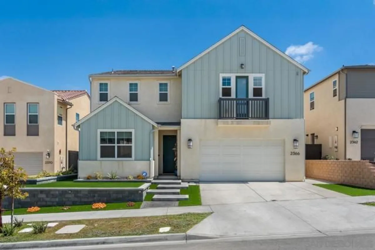 Property Slideshow image 1 of 75 | 2366 calle grandon, Chula Vista, CA, 91913