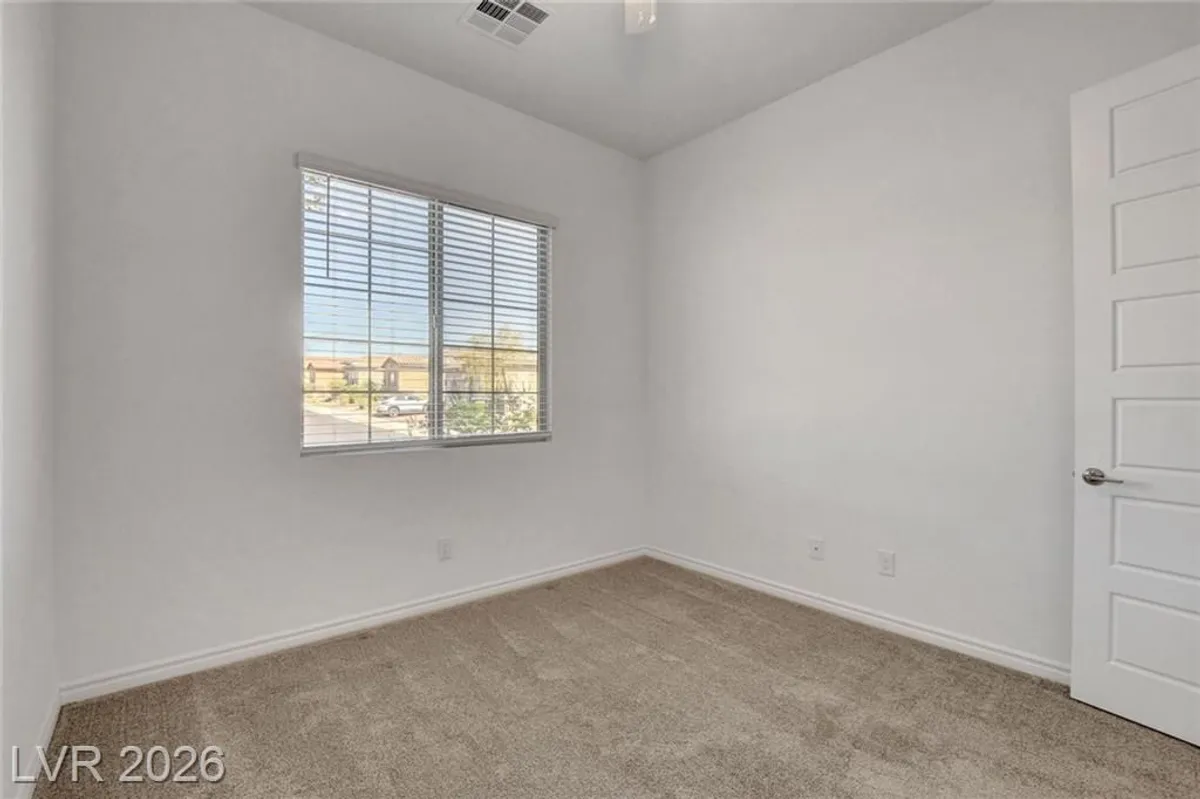 Property Slideshow image 1 of 64 | 673 sunlight hill st, Henderson, NV, 89011