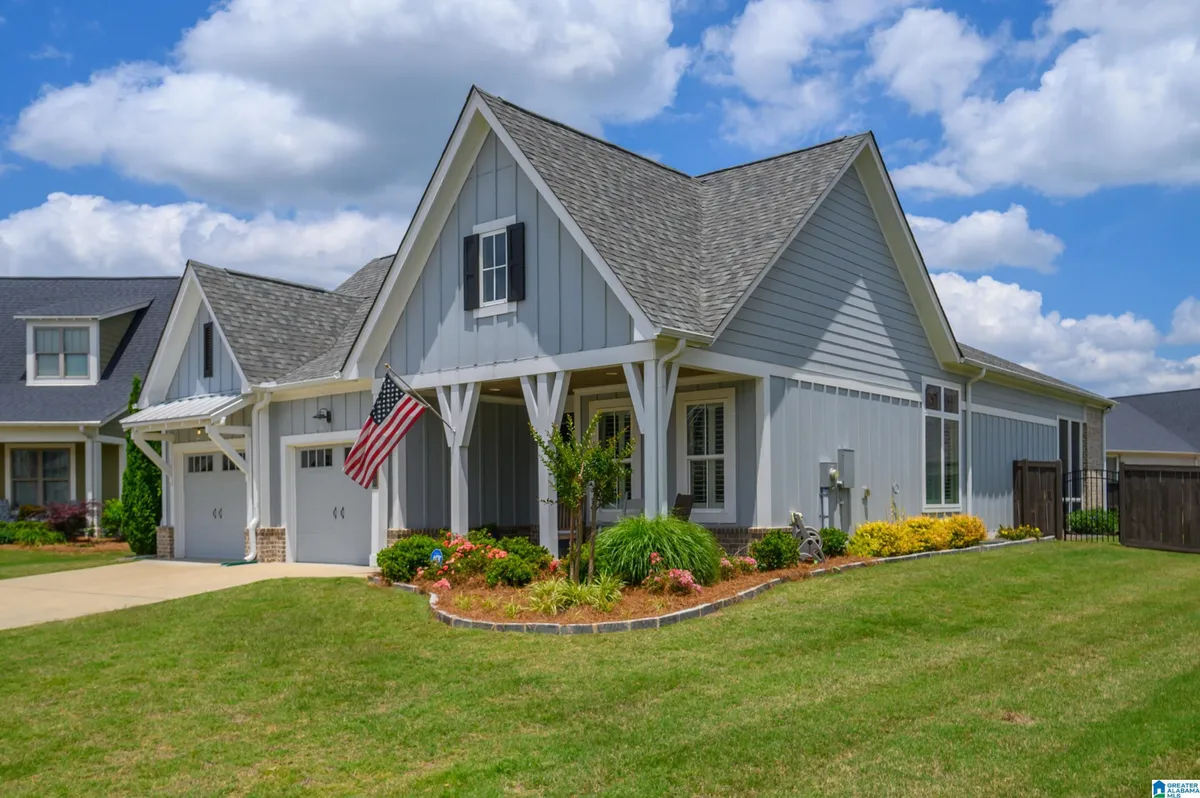 Property Slideshow image 1 of 61 | 9016 steven st, Hoover, AL, 35244