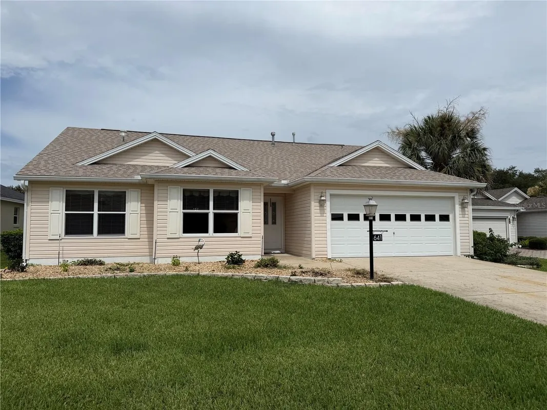 Property Slideshow image 1 of 28 | 641 stratford ln, The Villages, FL, 32162