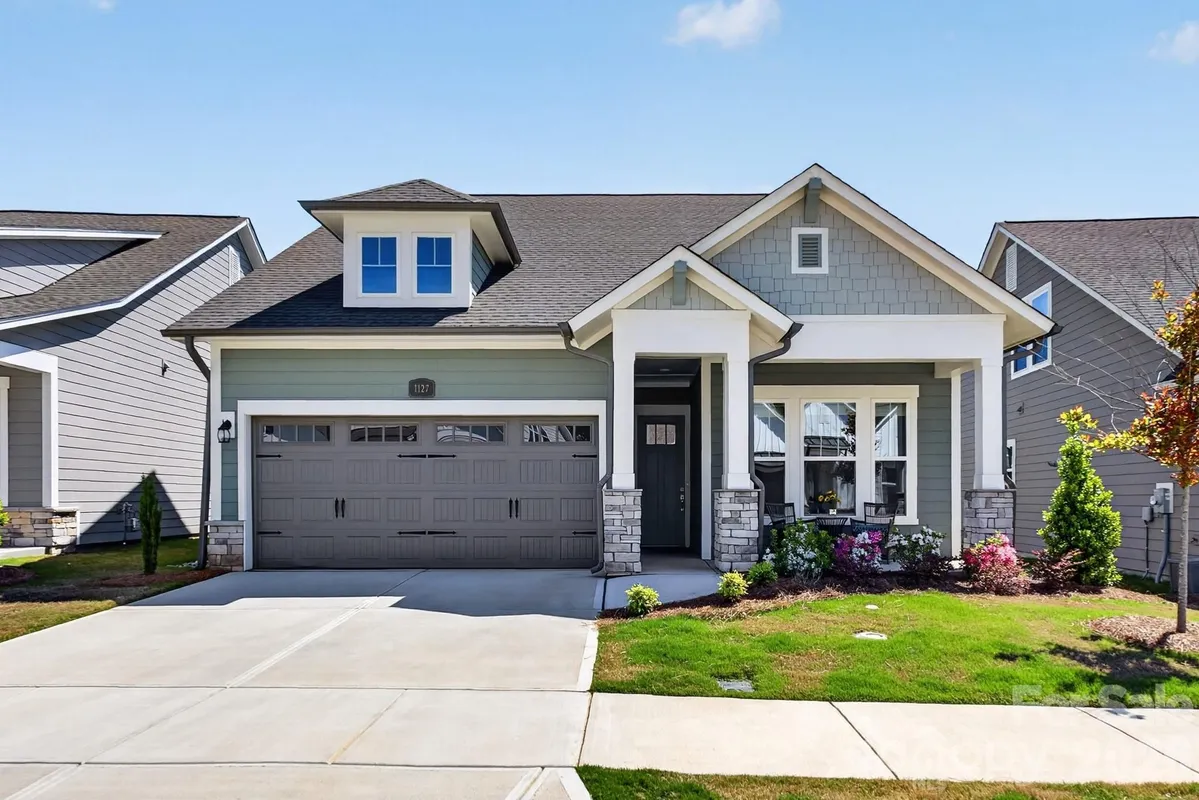 Property Slideshow image 1 of 45 | 1127 meander ln, Waxhaw, NC, 28173