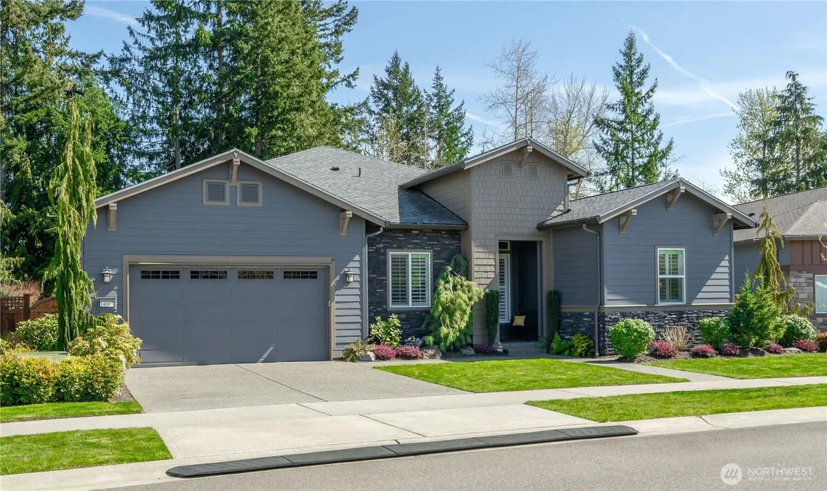 Property Slideshow image 1 of 40 | 14907 183rd ave, Bonney Lake, WA, 98391