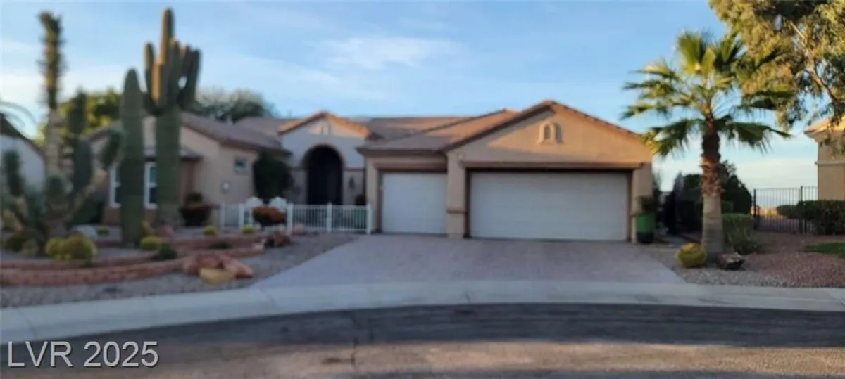 Property Slideshow image 1 of 12 | 2023 may valley way, Henderson, NV, 89052