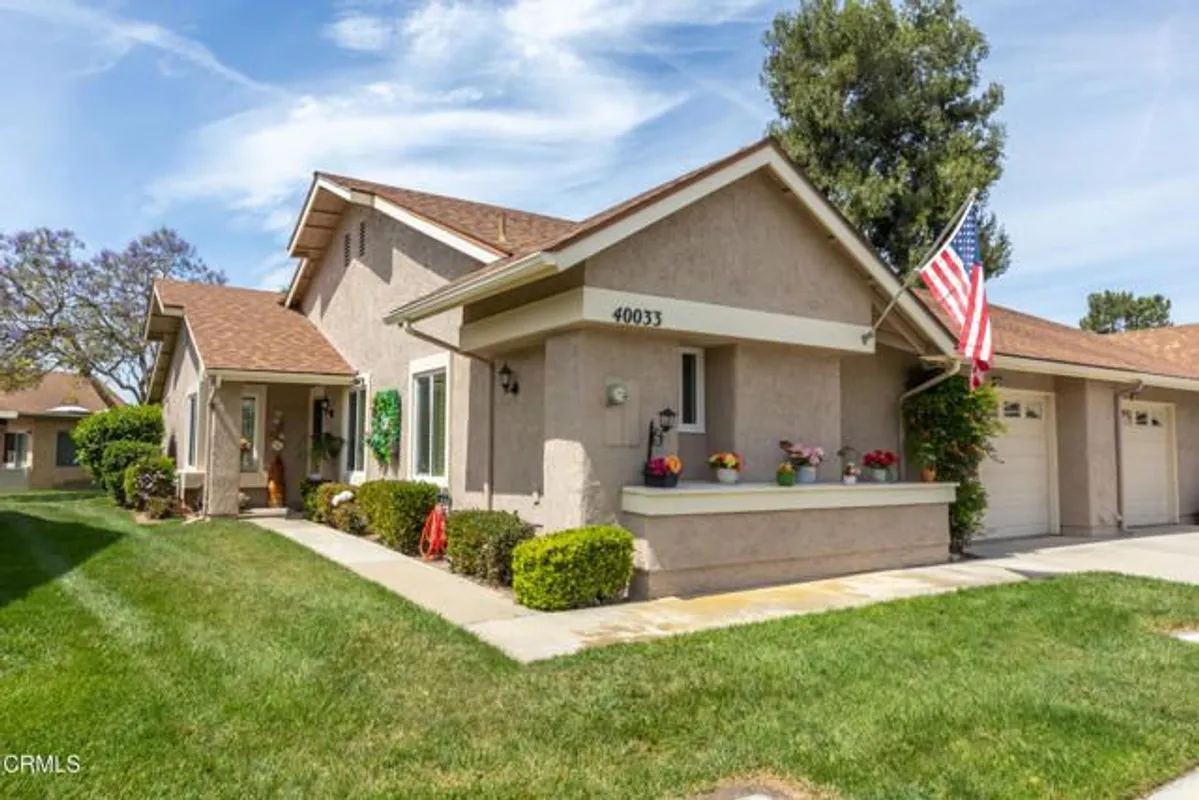 Property Slideshow image 1 of 42 | 40033 village 40 40, Camarillo, CA, 93012