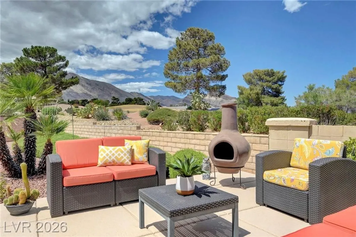 Property Slideshow image 1 of 34 | 10300 button willow dr, Las Vegas, NV, 89134
