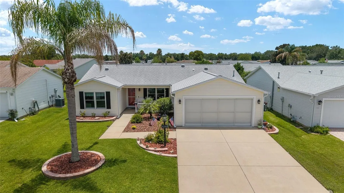 Property Slideshow image 1 of 50 | 3290 atwell ave, The Villages, FL, 32162