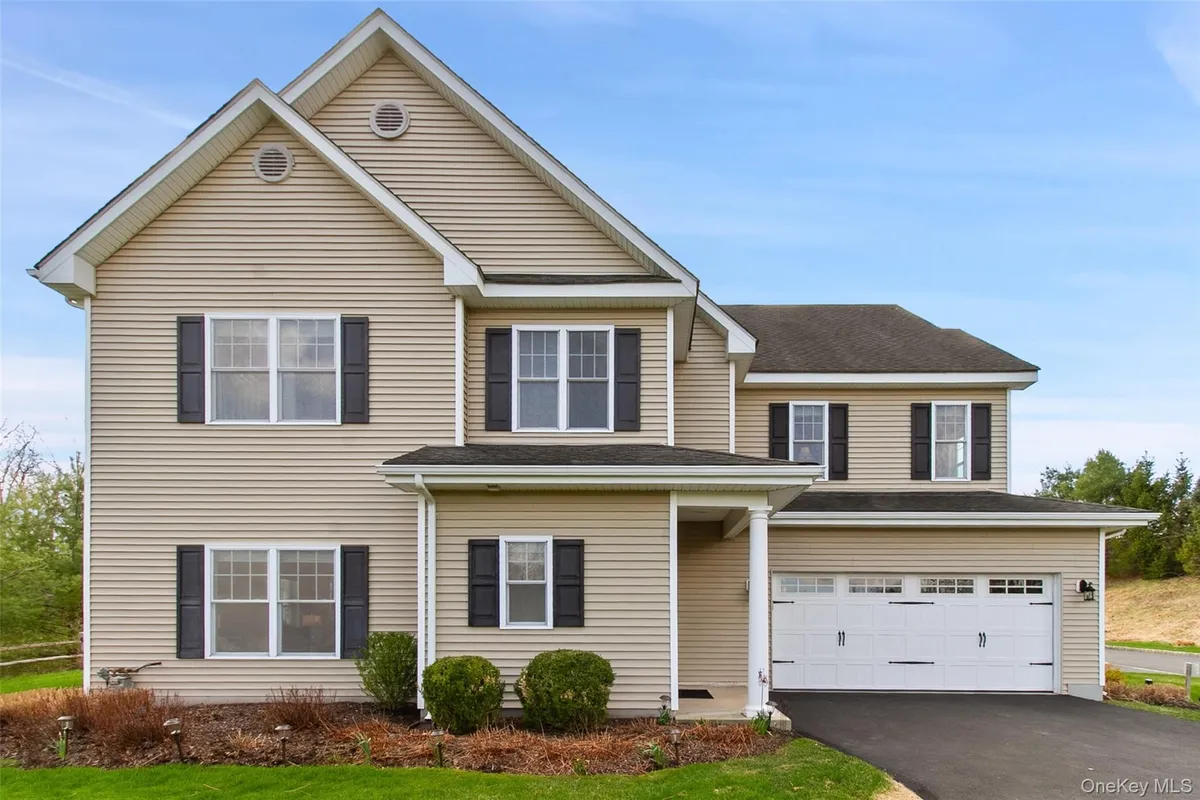 Property Slideshow image 1 of 40 | 19 revolution rd, Philipstown, NY, 10516