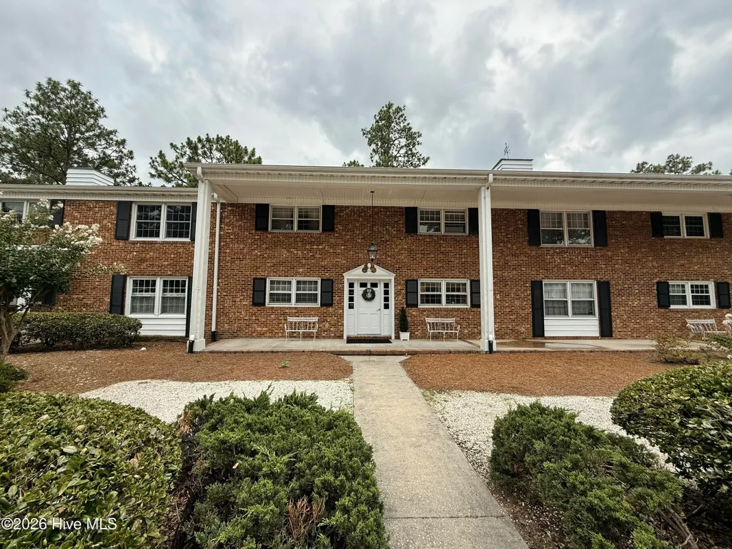 Property Slideshow image 1 of 23 | 333 driftwood cir c, Southern Pines, NC, 28387