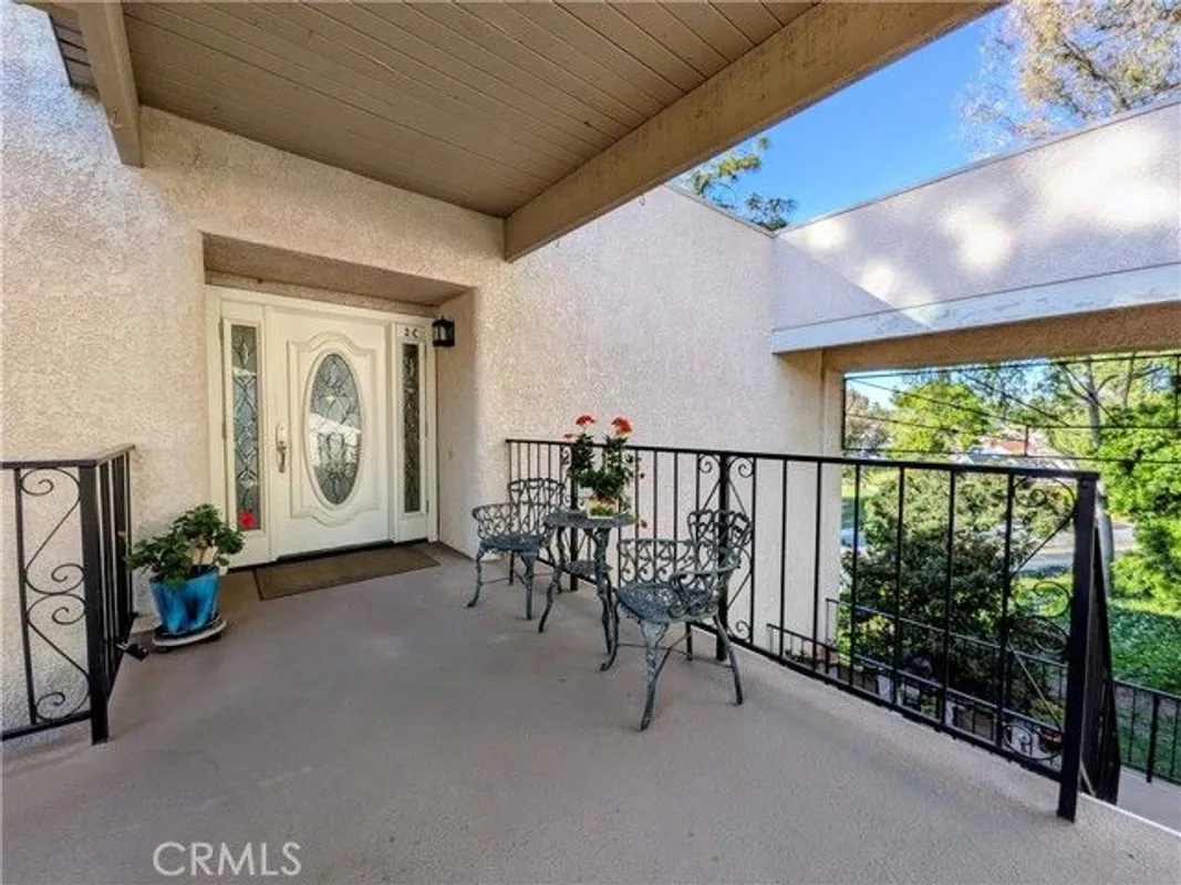 Property Slideshow image 1 of 35 | 5499 paseo del lago 3c, Laguna Woods, CA, 92637