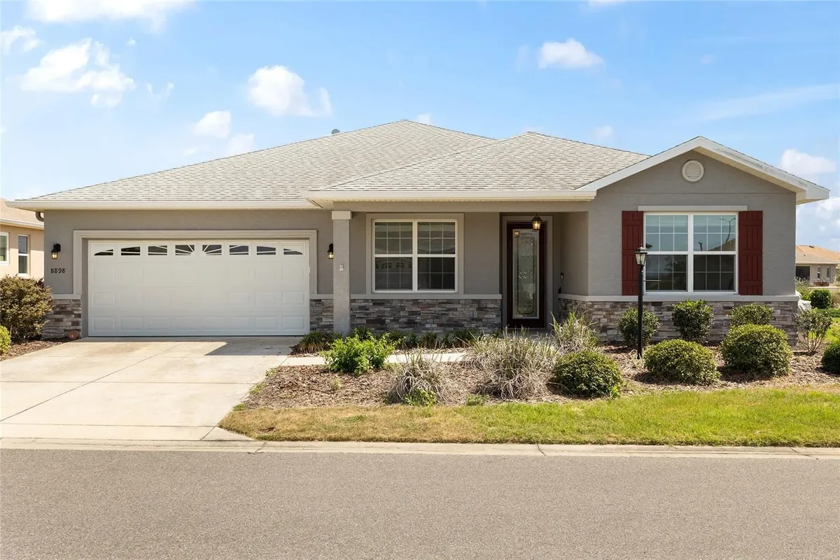 Property Slideshow image 1 of 51 | 8898 sw 104th cir, Ocala, FL, 34481