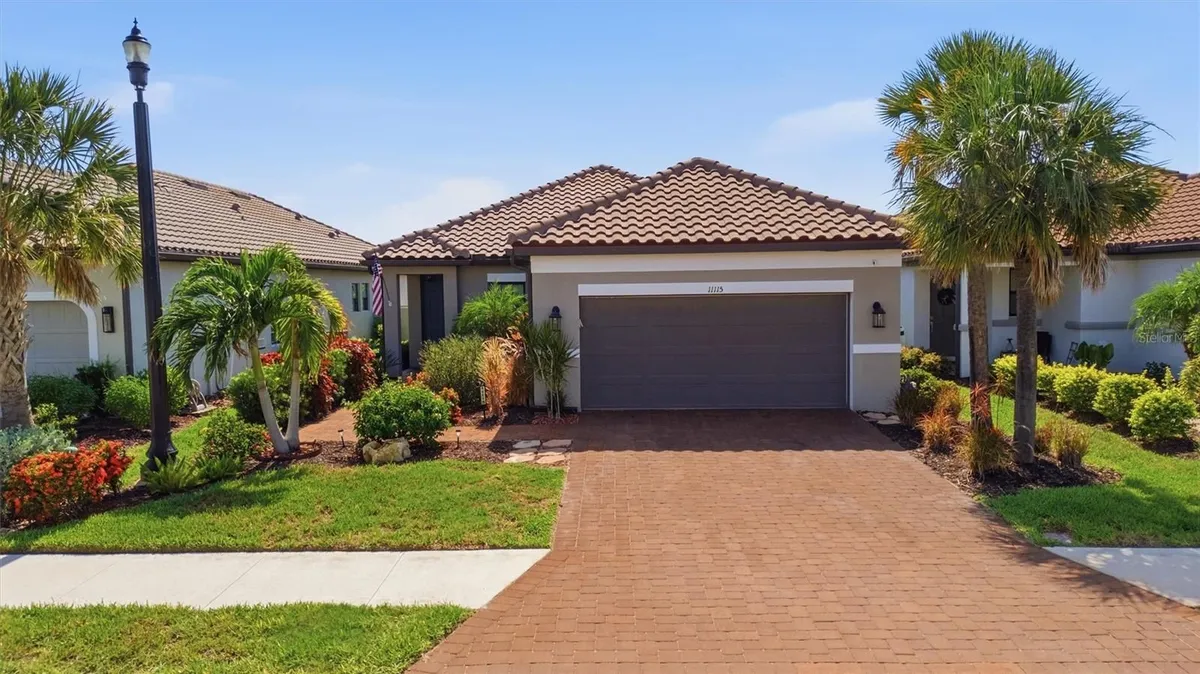 Property Slideshow image 1 of 74 | 11115 devonbridge dr, Palmetto, FL, 34221