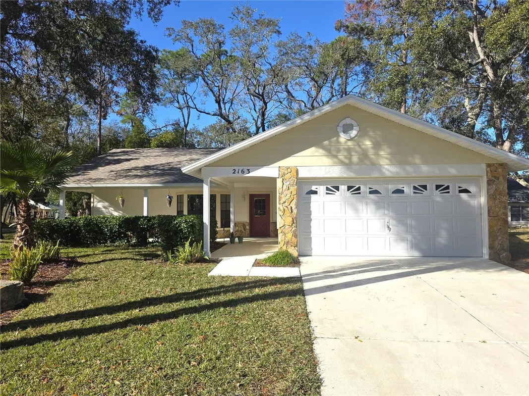 Property Slideshow image 1 of 36 | 2163 westchester blvd, Spring Hill, FL, 34606