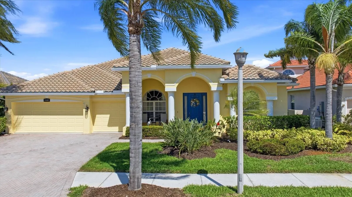 Property Slideshow image 1 of 68 | 5440 waterview dr, North Port, FL, 34291