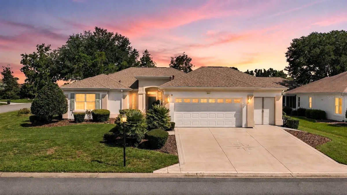Property Slideshow image 1 of 44 | 9317 se 124th pl, Summerfield, FL, 34491