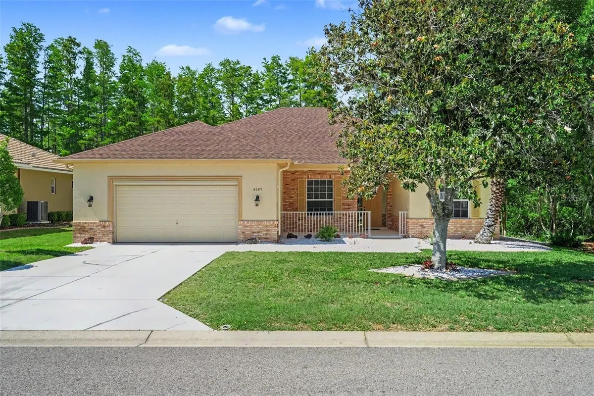 Property Slideshow image 1 of 38 | 8689 mississippi run, Weeki Wachee, FL, 34613