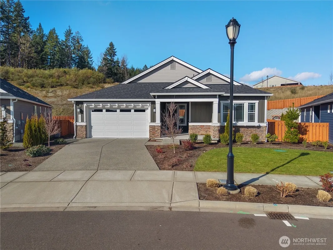 Property Slideshow image 1 of 11 | 2921 arrowroot loop, Lacey, WA, 98513