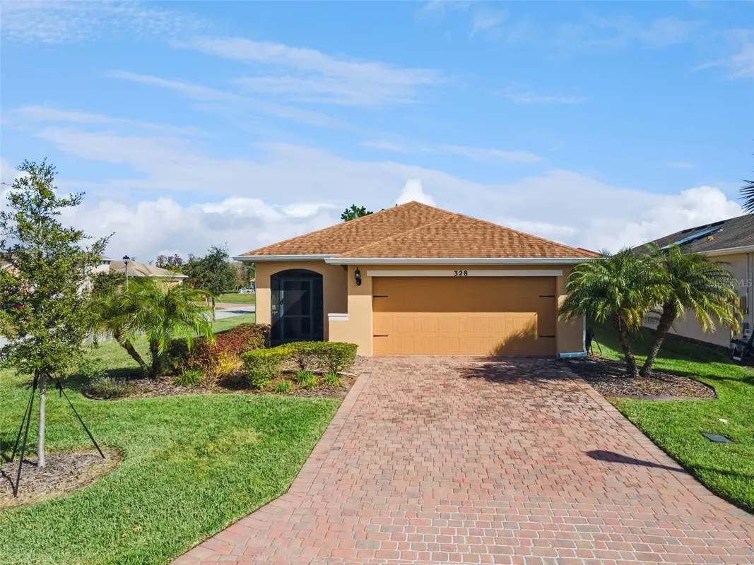 Property Slideshow image 1 of 80 | 328 vestrella dr, Poinciana, FL, 34759