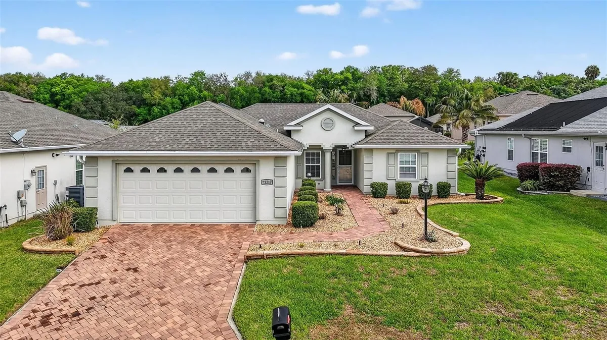 Property Slideshow image 1 of 31 | 11217 se 170th ln, Summerfield, FL, 34491