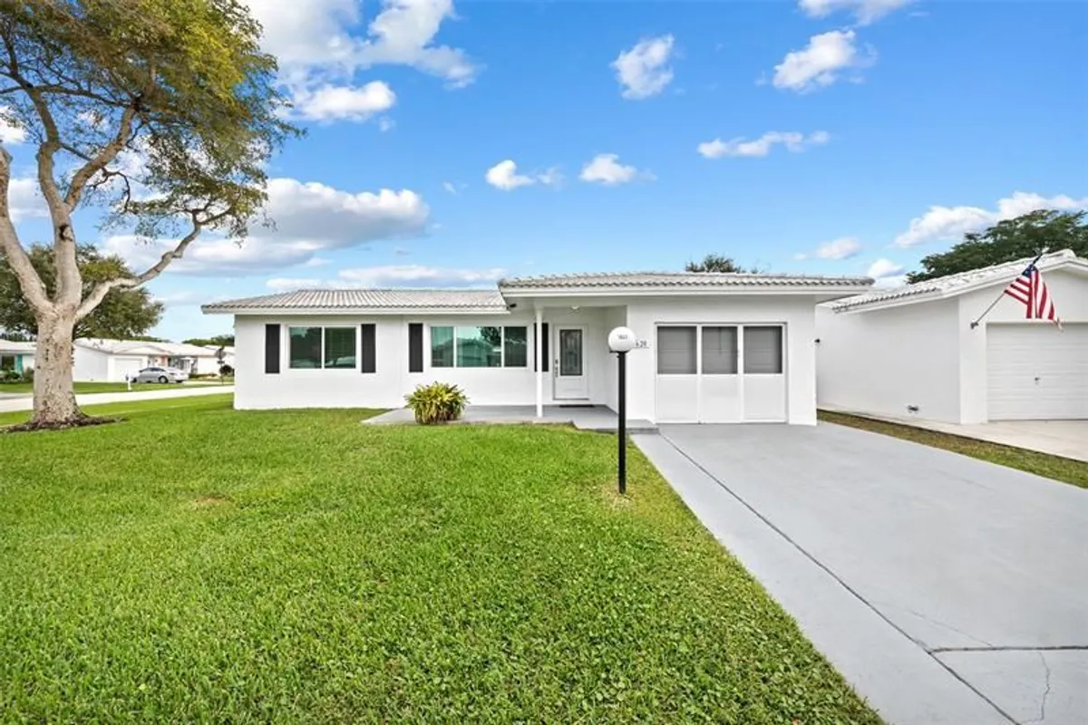 Property Slideshow image 1 of 24 | 1620 nw 87th ln, Plantation, FL, 33322
