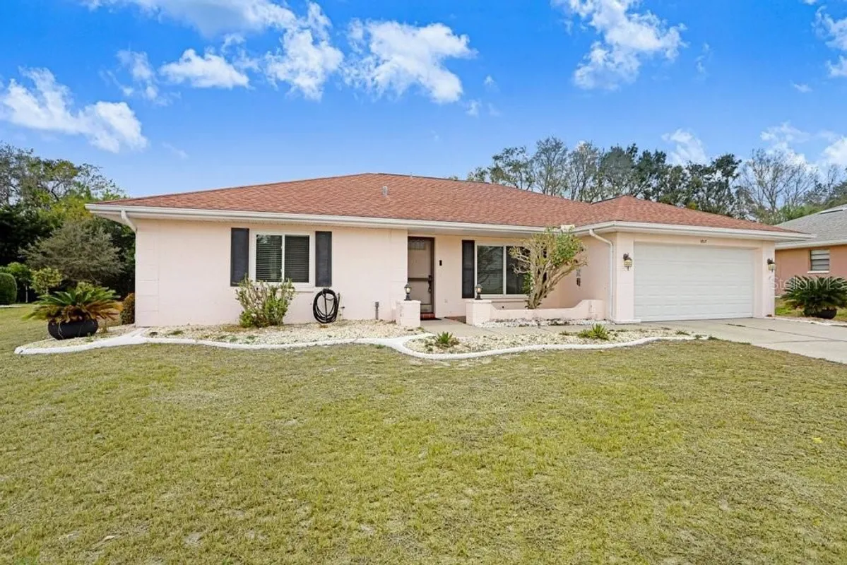 Property Slideshow image 1 of 34 | 1807 new bedford dr, Sun City Center, FL, 33573