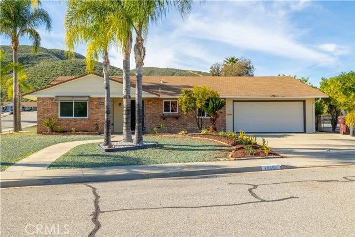 Property Slideshow image 1 of 24 | 28061 winthrop ct, Menifee, CA, 92586