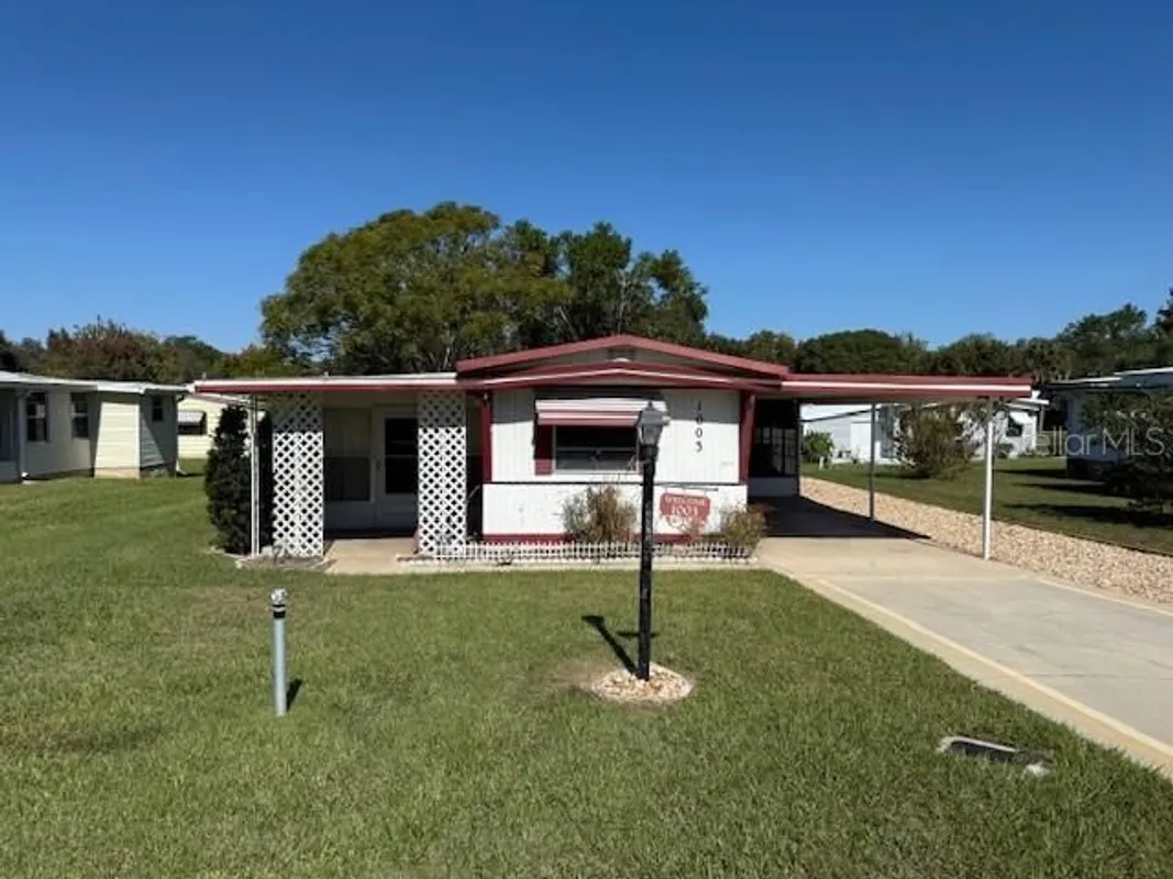 Property Slideshow image 1 of 39 | 1003 vermont ave, Lady Lake, FL, 32159