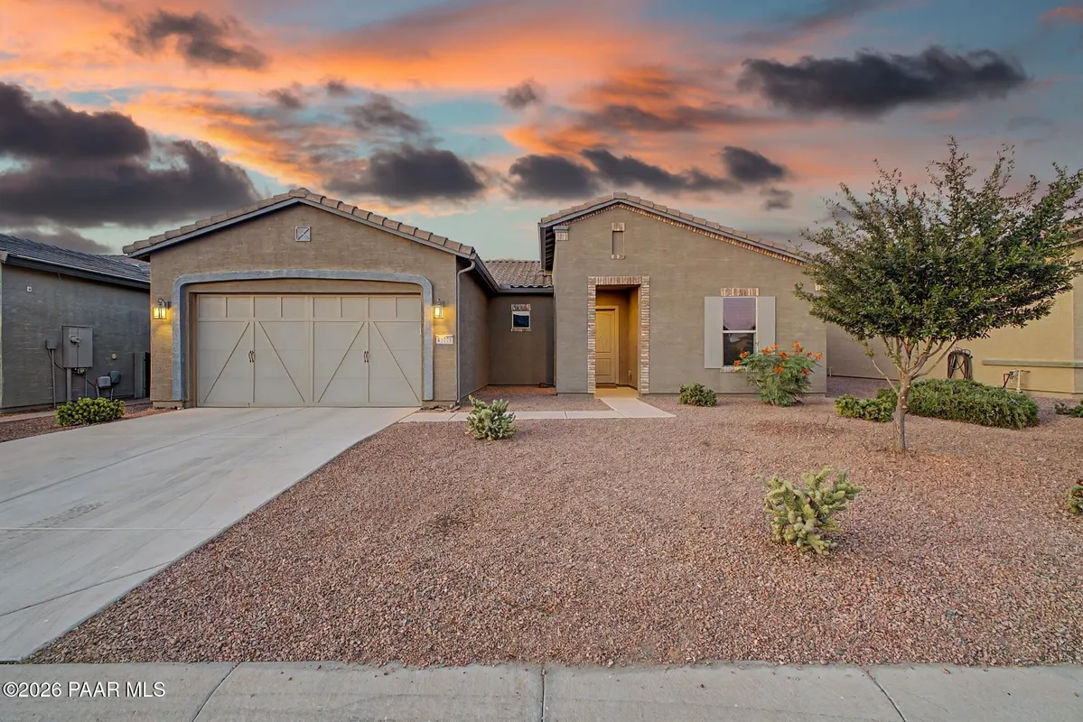 Property Slideshow image 1 of 33 | 41778 w cactus flower dr, Maricopa, AZ, 85138