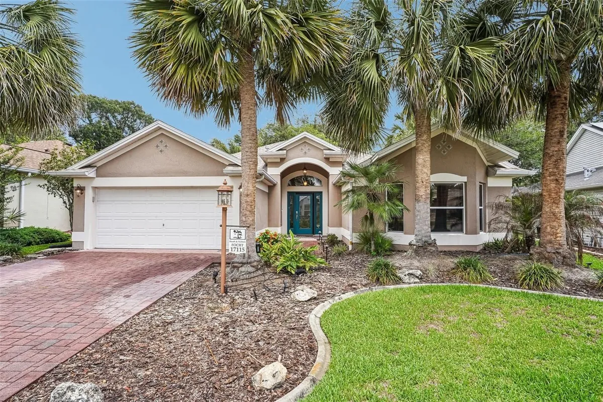 Property Slideshow image 1 of 51 | 17115 se 93rd tellfier ter, The Villages, FL, 32162