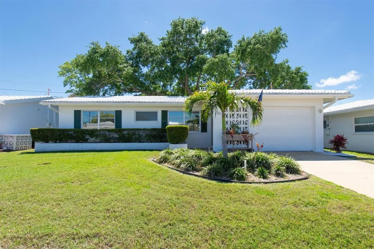 Property Slideshow image 1 of 39 | 4526 101st ave, Pinellas Park, FL, 33782