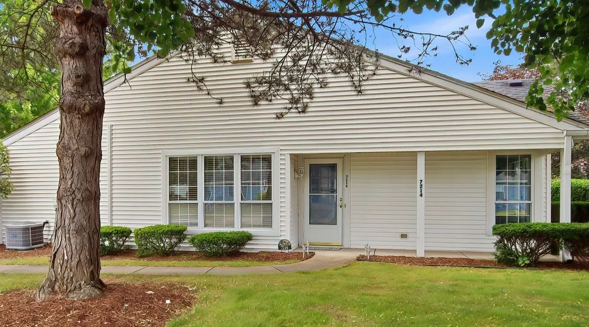 Property Slideshow image 1 of 44 | 7214 wheaton ln 347, Fox Lake, IL, 60020